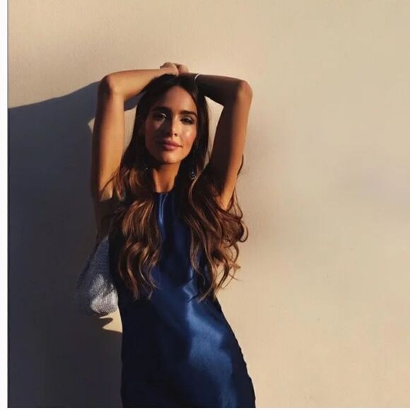 Zara bloggers favorite Blue Satin Effect Jewel Chain Mini Dress Size small - Picture 4 of 16